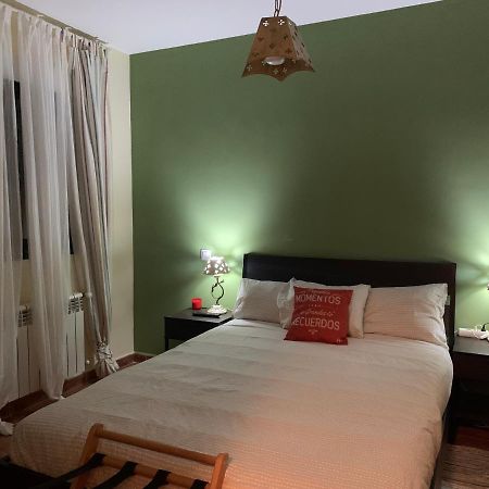 Chalet Pradonavas Navas de San Antonio Екстер'єр фото