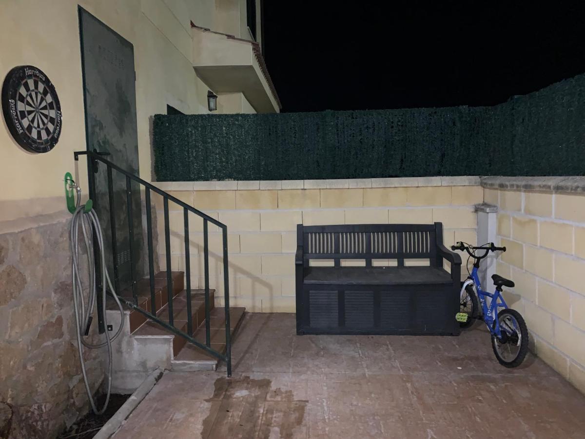 Chalet Pradonavas Navas de San Antonio Екстер'єр фото
