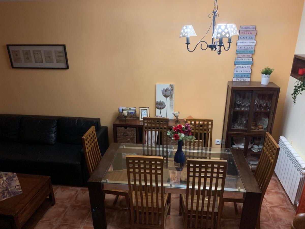 Chalet Pradonavas Navas de San Antonio Екстер'єр фото