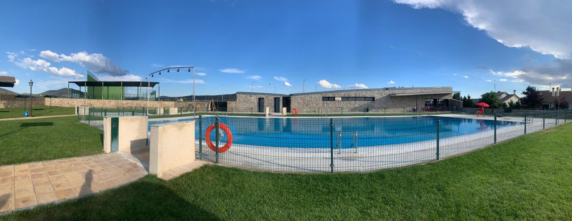 Chalet Pradonavas Navas de San Antonio Екстер'єр фото
